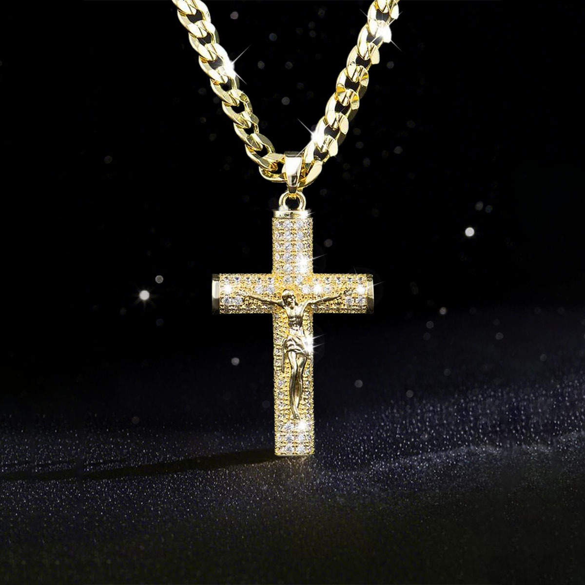 Cross Pendant Necklace Gold - Collar con Cruz Chapada en Oro