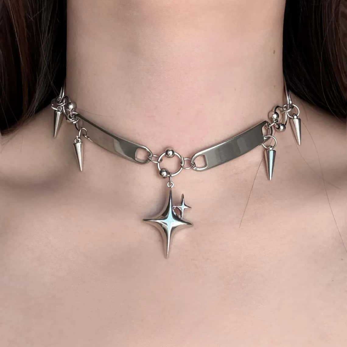 Goth Punk Spike Choker - Gargantilla Punk con Estrellas Remachadas, Joyería